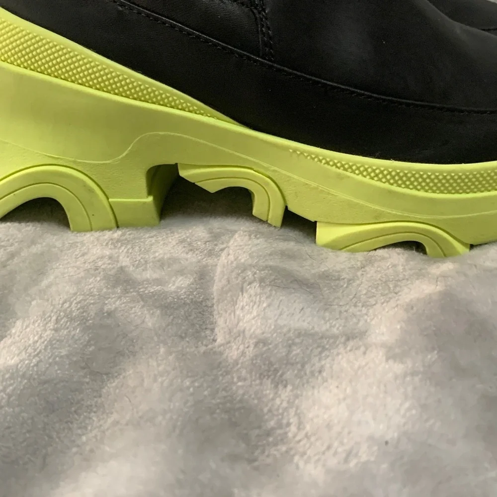 Sorel Brex Chelsea Boots Black Leather Size 7.5 Neon Green Platform Waterproof